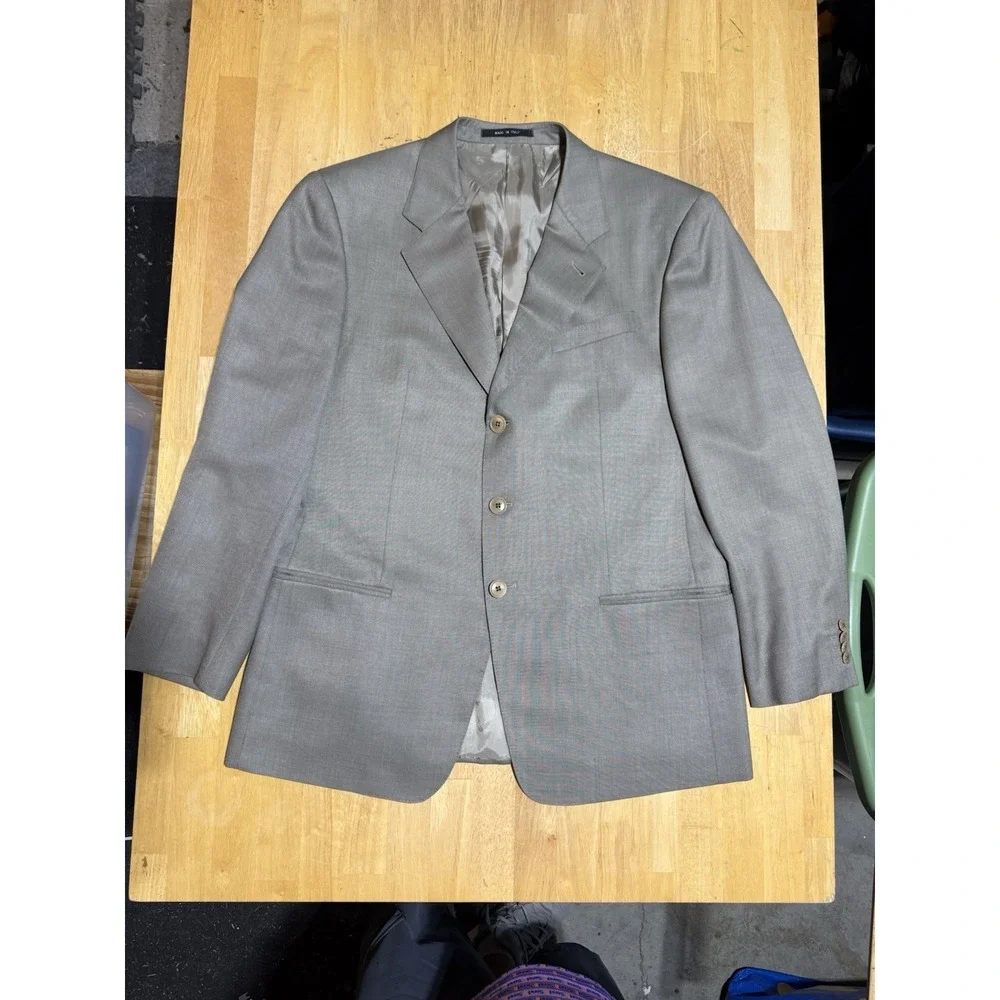 Armani Collezioni Gray Sport Coat Blazer 42R Italy Wool Silk 3 Button Mens